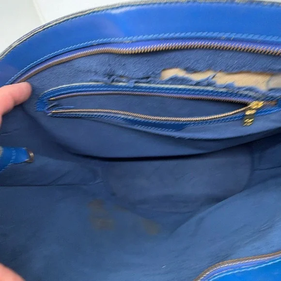 Louis Vuitton Saint Jacques Blue Epi Leather Shoulder Bag - Picture 7 of 8